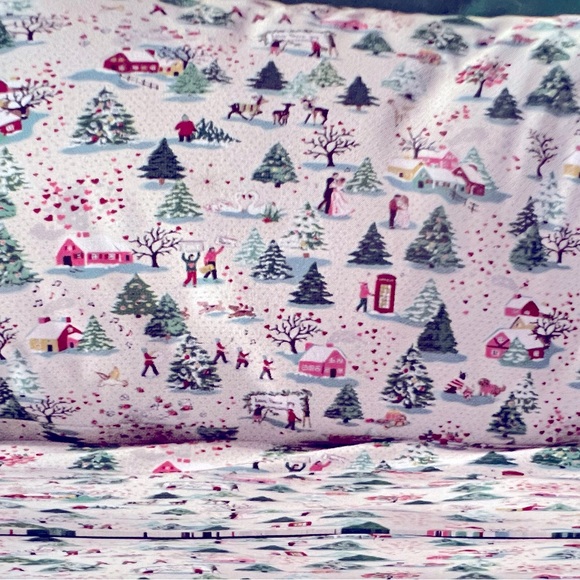 Cath Kidston London NWT Winter Heart Theme Shine Bright Standard Pillowcase Pair - Picture 2 of 7